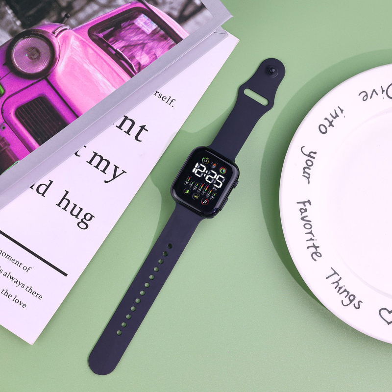 LED digitális óra S7 elektronikus mozgással (Q7), numerikus kijelző, teljes érintéses vezérlés, PU szíj