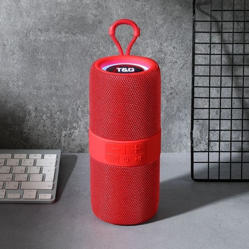 Prijenosni bežični Bluetooth zvučnik s basom i subwooferom, Raspon frekvencija 100 Hz–20 kHz, SNR ≥70 dB, USB-C napajanje, IPX7 vodootporan, bežično punjenje