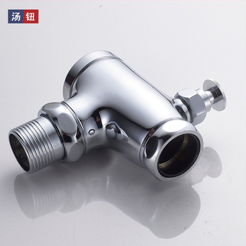 Zabudovaná do steny skrytá splachovacia vaňa pre klozet na klekanie, 1-palcový ručný oneskorený splach, pedálny spínač, model 311B, meď