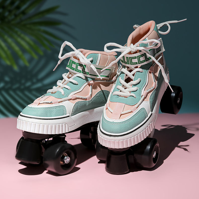 Korčule s dvojradovými kolieskami, vrchná časť bavlna, podrážka z iného materiálu