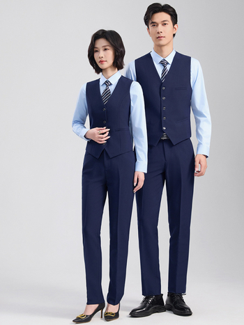 Унисекс комплект жилет и костюм, бизнес формален стил, еднообортен с два копчета, свободен силует, полиестер 70,4%