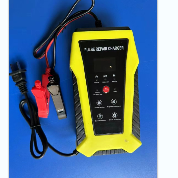 Încărcător de baterii auto, ieșire 12V, intrare 220V, curent de încărcare 2000 mA, curent de descărcare 6000 mA