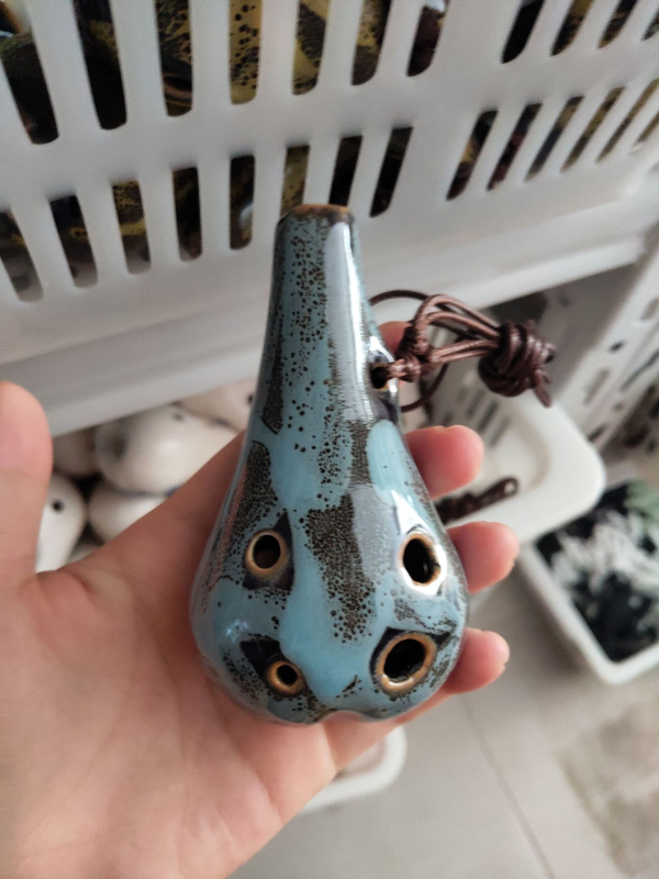 Οκαρίνα Anrun zytd-018 – Μονή συσκευασία; Συσκευασία: υψηλής ποιότητας κηρωμένο κορδόνι + έγχρωμη μουσική παρτιτούρα