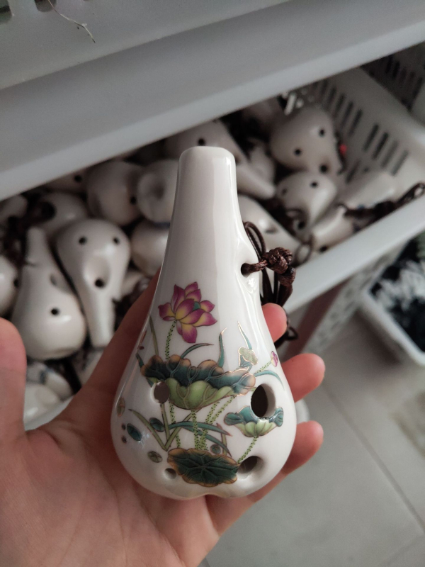 Οκαρίνα Anrun zytd-018 – Μονή συσκευασία; Συσκευασία: υψηλής ποιότητας κηρωμένο κορδόνι + έγχρωμη μουσική παρτιτούρα