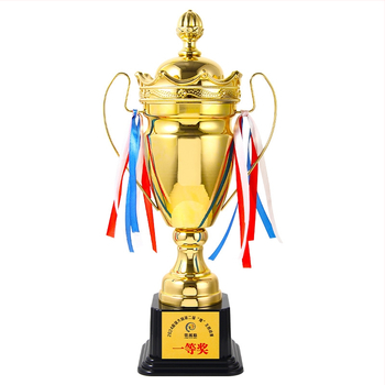 Kovový trofej pre športové súťaže — prispôsobiteľná tlač loga; hmotnosť 3 kg; značka Yiwu Golden Cup; vhodný ako podnikový dar