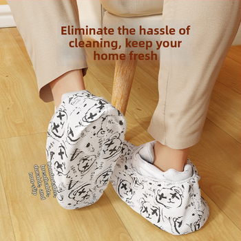 Návlek na topánky, zosilnený a odolný voči opotrebeniu, z netkaného materiálu, určený pre vnútorné použitie v čistých priestoroch, opakovane použiteľný