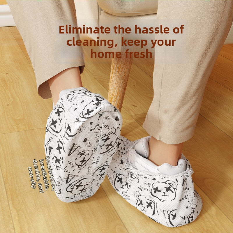 Návlek na topánky, zosilnený a odolný voči opotrebeniu, z netkaného materiálu, určený pre vnútorné použitie v čistých priestoroch, opakovane použiteľný