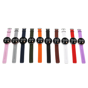 Digitális kijelzős karóra diákoknak és tiniknek, kör alakú számlap, műanyag tok, műanyag szíj, elektronikus mozgás