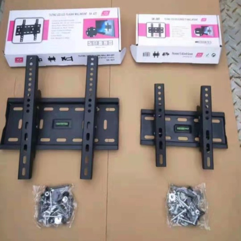 TV‑fali tartó lengő és teleszkópos beállítással, vas keret, mechanikus vezérlés, teherbírás több mint 15 kg