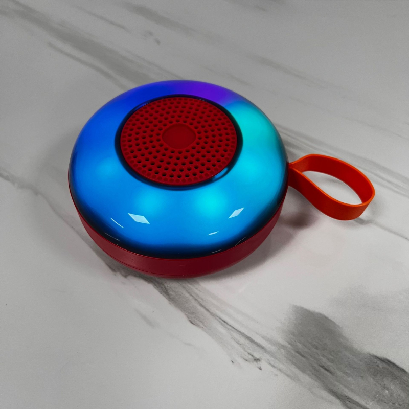 Prijenosni Bluetooth zvučnik za bicikl s LED ambijentalnim osvjetljenjem, podrška TF kartice/USB, 5W, Bluetooth 5.1, ugrađena baterija 500–800 mAh, frekvencijski raspon 30Hz–15kHz