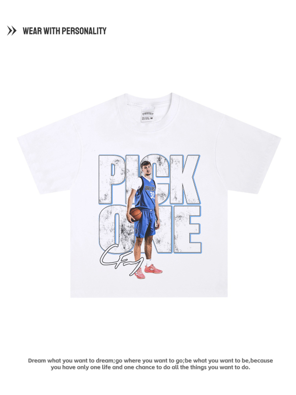 Pamučna majica slobodnog kroja s okruglim izrezom, kratkim rukavima s spuštenim ramenima, digitalni print motiva lika