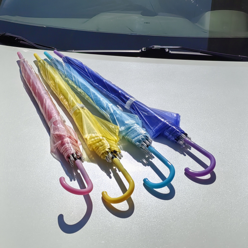 Ομπρέλα διαφήμισης με μακριά λαβή και λογότυπο, κάλυμμα από πλαστικό 210T, 8 μεταλλικά τόξα από σίδηρο, άξονας από ατσάλι, αυτόματη έναρξη ανοίγματος