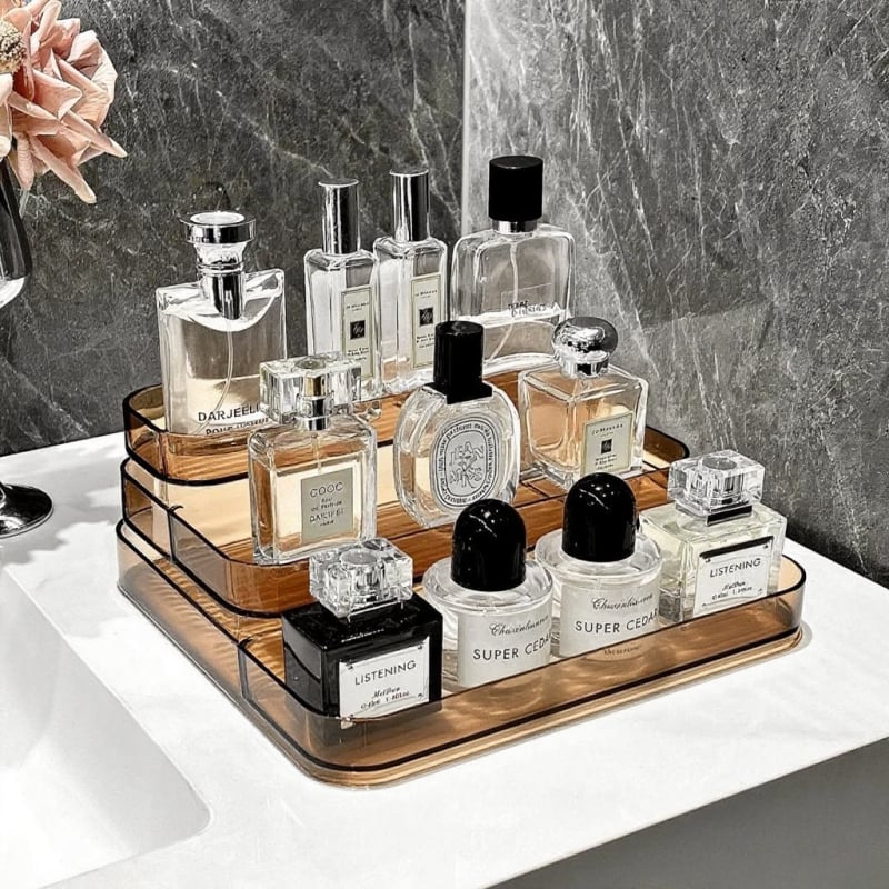 Десктоп козметичен рафт за съхранение и дисплей - пластмасова конструкция, модерен минималистичен стил, пуснат през 2022 г.