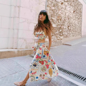 Ženski komplet bez rukava s vestom i suknjom s cvjetnim uzorkom, srednja duljina, tkanina pamuk-lin, mješavina flax-poliester, ljeto 2024