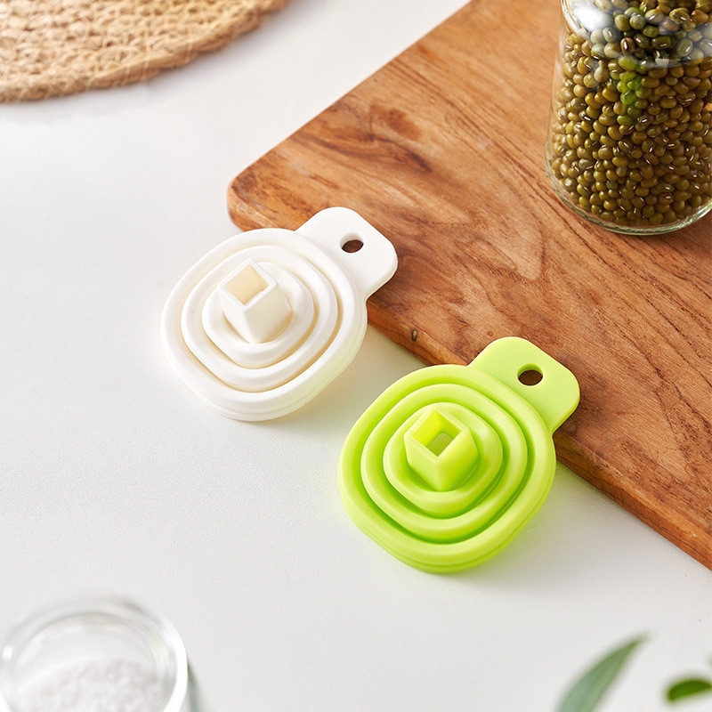 NHS sklopivi silikonski lijevak za kuhinju, izvučni dizajn za začine i vino