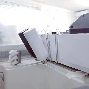 Nehrđajući čelični organizator za kuhinjsku sudoperu s držačem za čaše, odvodnim stalakom za termosicu i vertikalnim skladištenjem boca