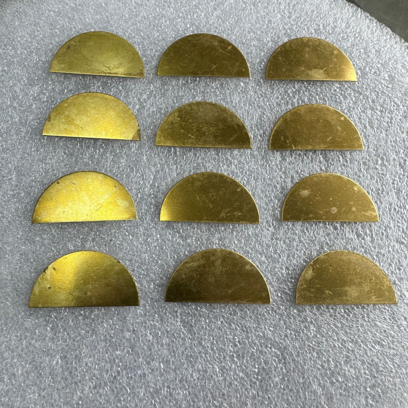 Polukružna ručka od bakrenog lima za fotografijske okvire, kutije za nakit i rukotvorine — Xin zhuofei, šifra Xzf09