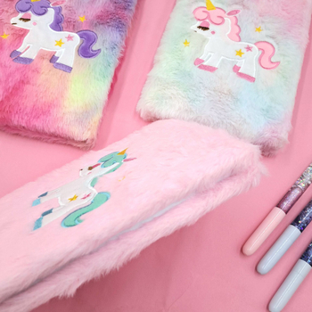 Σημειωματάριο με εξώφυλλο από ύφασμα, κεντημένος μονόκερος σε βελούδινο κάλυμμα, δέσιμο γαλλικού τύπου, χαρτί 70 gsm, 50–100 σελίδες, δημιουργικό στυλ