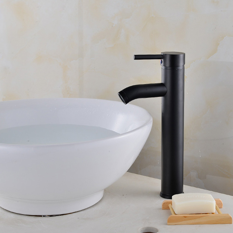 Nehrđajući čelični slavina za umivaonik u kupaonici – miješalica s keramičkim jezgrom, vertikalna instalacija, 0–90°C radna temperatura, ulaz/izlaz 10 mm