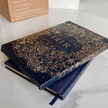 Caiet cu copertă de hârtie, legare cu adeziv, hârtie 40 g, 1–50 pagini (stil birou)