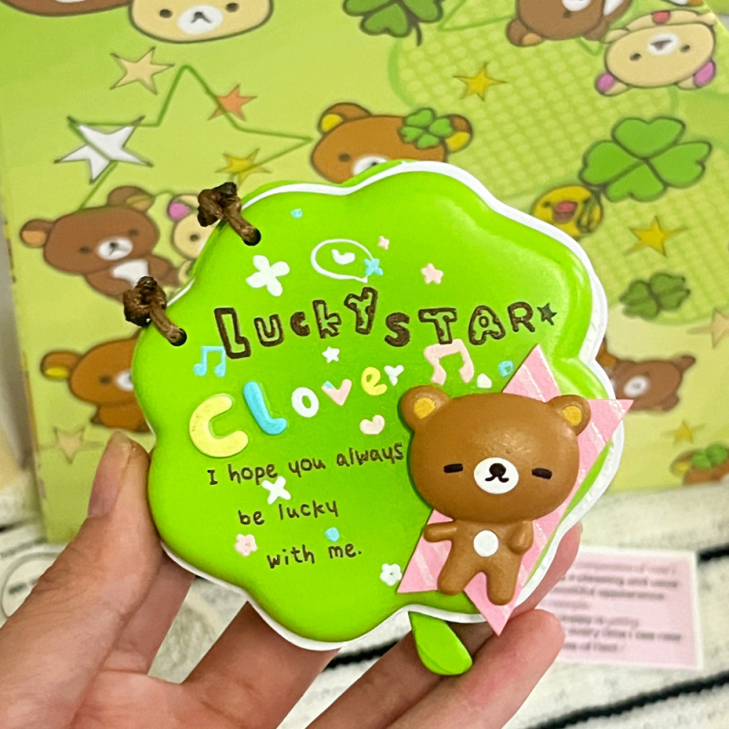 Ručni bilježnica s motivom Rilakkuma i četverolistnom djetelinom, retro stil, naslovnica od kartona, vezanje koncem i ljepilom, papir offset 150 g, 1–50 stranica