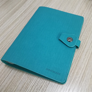 Caiet cu foi detașabile JC, copertă PU; nu este importat; fără autorizație IP