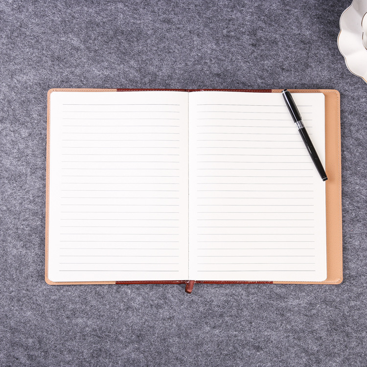 Oran notebook - Copertă de hârtie, Legare cu sârmă, Hârtie Daolin pentru paginile interioare, Hârtie interioară 80 g