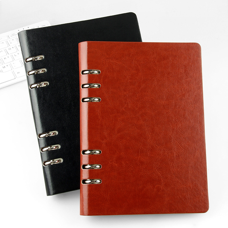 Lazán fűzhető füzet, 6 lyuk kötés, műbőr borító, 80 g/m² papír, 180 oldal