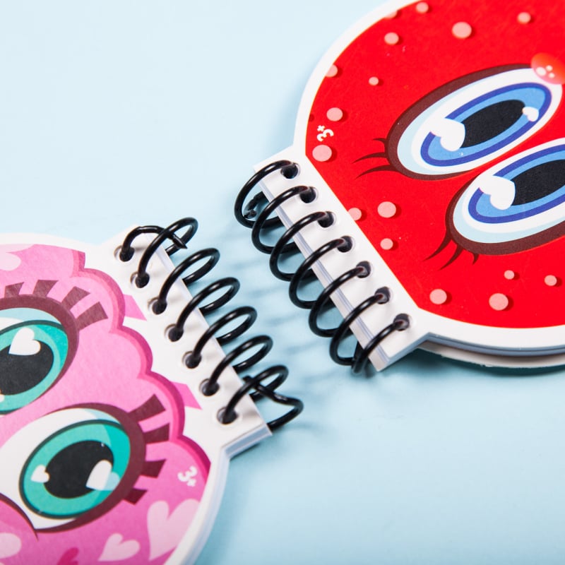 Ruyi 4203 σπειροειδές σημειωματάριο, 30 σελίδες, χαρτί 70 γρ/μ², προσαρμόσιμο μέγεθος φύλλου.