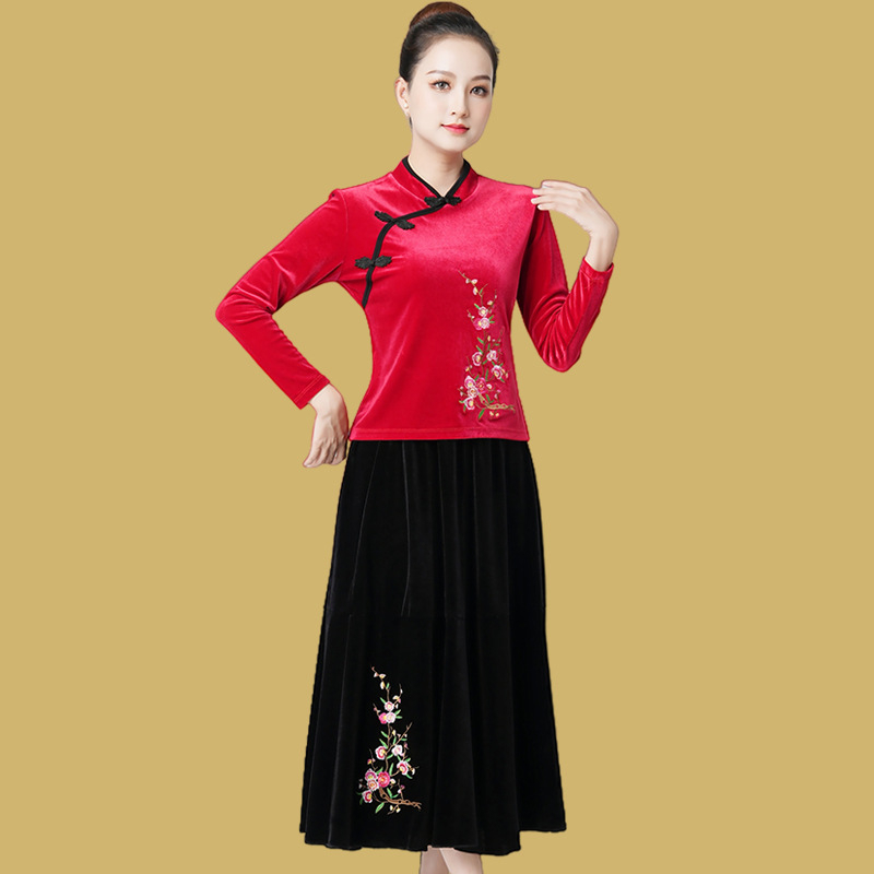 Σετ κοστουμιού τετραγωνισμένου χορού από βελούδο με μακριά μανίκια και κέντημα για ηλικιωμένες γυναίκες — 100% πολυεστερικό ύφασμα