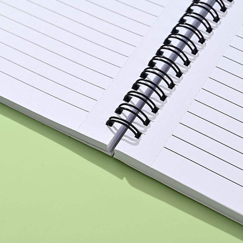 Σπιράλ σημειωματάριο Nolan 0001, σειρά cartoon, κατασκευασμένο κατ’ παραγγελία, 100 σελίδες, χαρτί 80 g/m²