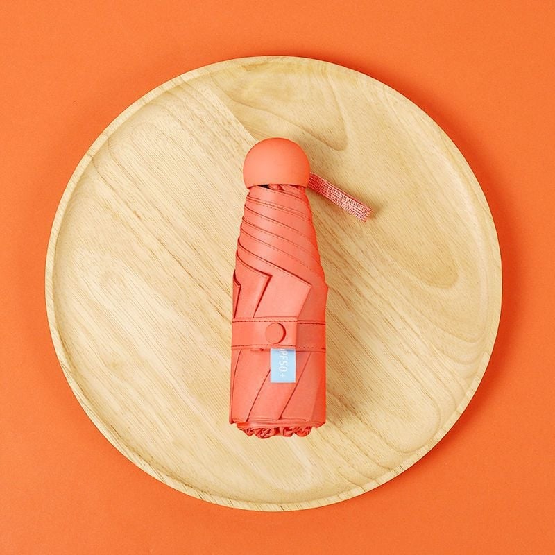 Ομπρέλα με 8 ακτίνες, πενταπλής κατασκευής, UV προστασία UPF >50, χειροκίνητο άνοιγμα/κλείσιμο, μεταλλικός σκελετός και κεντρικός στύλος