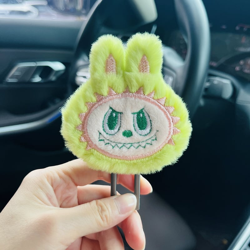 Автомобилен клип за предпазен колан с карикатурен дизайн за детски колан; материал: цинкова сплав; без персонализация; подходящ за удължител на колана