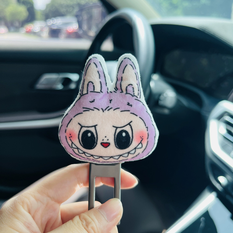 Автомобилен клип за предпазен колан с карикатурен дизайн за детски колан; материал: цинкова сплав; без персонализация; подходящ за удължител на колана