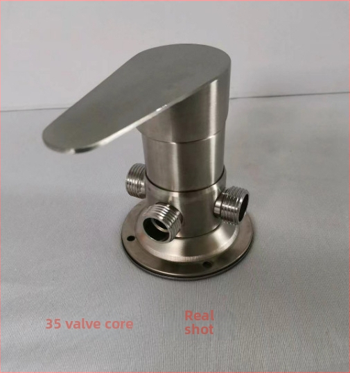 Sprchový miešací ventil pre solárny ohrievač vody – Typ A zliatina, malý Tee; prevádzkový tlak 10; teplota teplej vody 100°C; prietok výstupu 10; použitie: umývadlo