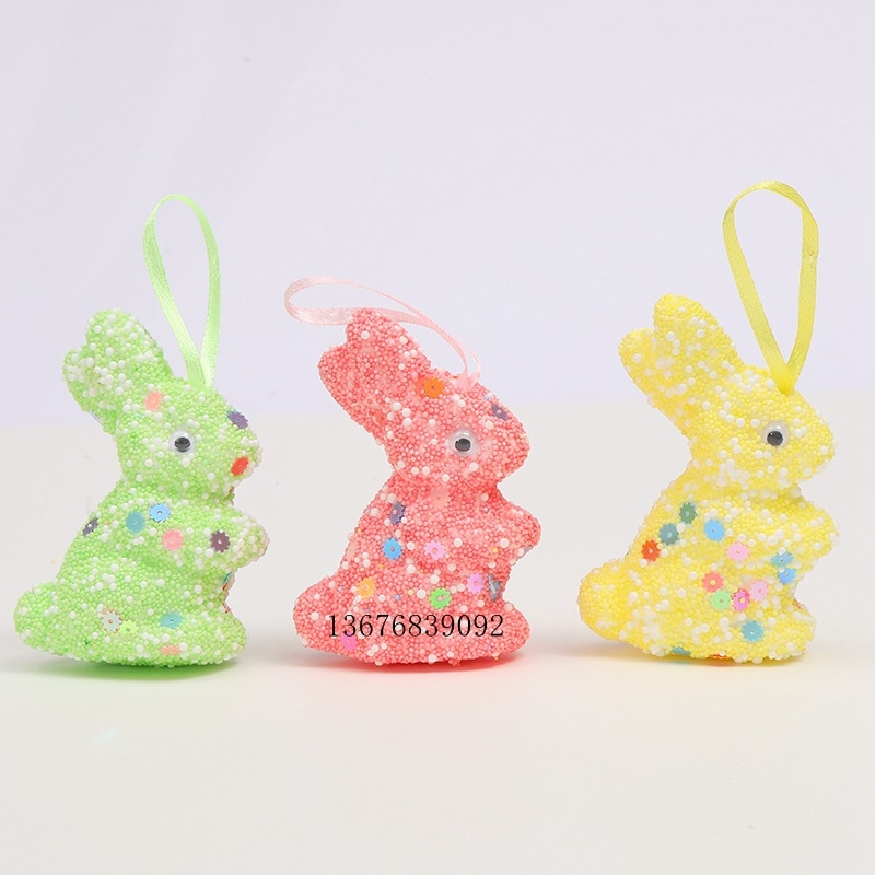 Pjenasti uskršnji ukras jaja s motivom zeca i šljokicama; Materijal: pjena; Kategorija: uskršnje jaje; Nije uvezeno; Bez IP ovlašćenja.