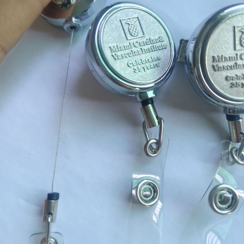 Teleskopska kopča za vuču sa zaštitom od krađe, metalni privjesak za ključeve, mogućnost tiskanja logotipa, prilagodljivo, pogodno kao uredski poklon