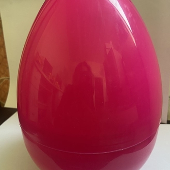 Uskrsno plastično jaje, otvoreno za punjenje, injekcijsko oblikovano, mogućnost ispisa loga