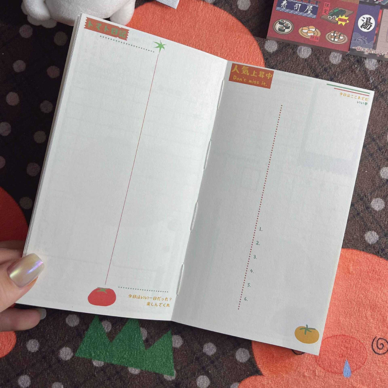 Σημειωματάριο με εξώφυλλο από χαρτί, βιβλιοδεσία με κλωστή, εσωτερικό από ξύλινο πολτό, χαρτί 40 g, απλός σχεδιασμός