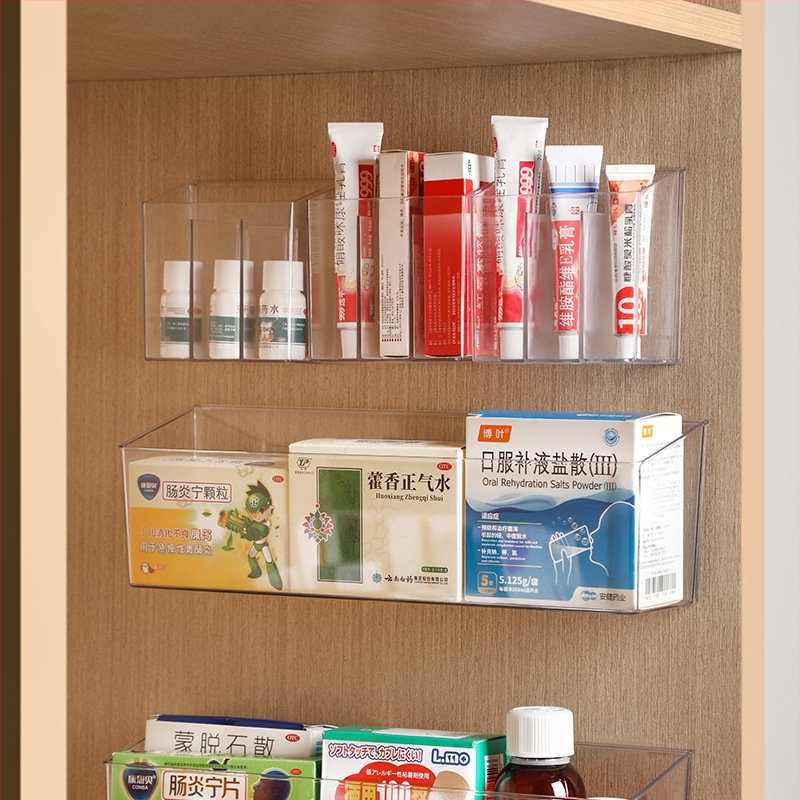 Nástenná rozdeľovacia skrinka na kozmetiku (Model 9005; PET plast; priehľadný; ukladanie)