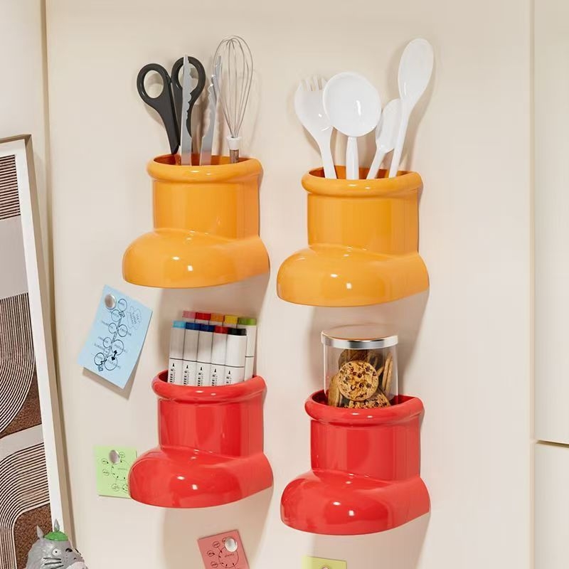 Magnetická úložná dóza v tvare čižmy na kuchynskú stenu – PP plast, vzor: čižmy, funkcia: uskladnenie, štýl: kreslený roztomilý, model: 1