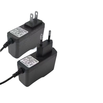 Încărcător pentru baterii Li‑ion 18650 cu ieșiri multiple: 4.2V1A, 5V1A, 8.4V1A, 12.6V1A, 16.8V1A; alimentare 100-240V AC.
