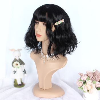 Rövid göndör paróka, Qi frufru, hőálló szál, modell WIG-596D4, cosplay karakter