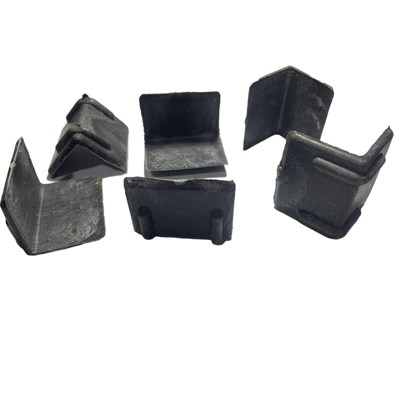 L-образен ъглов протектор за пластмасово-стоманена опаковъчна лента — Гуанде, Дзянсу; подходящ за подове, тухли, камъни, дърво, картонени кутии, алуминиеви слитъци