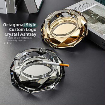 Oktogonalan kristalni stakleni pepelnjak – dekoracija, ispis logotipa, prilagođena obrada