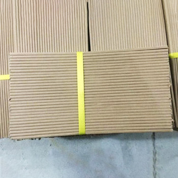 Vodootporan papirni zaštitnik kutova; materijal: papir s vlaknima u cijevi; otisnut logo; brend: Junyi Packaging