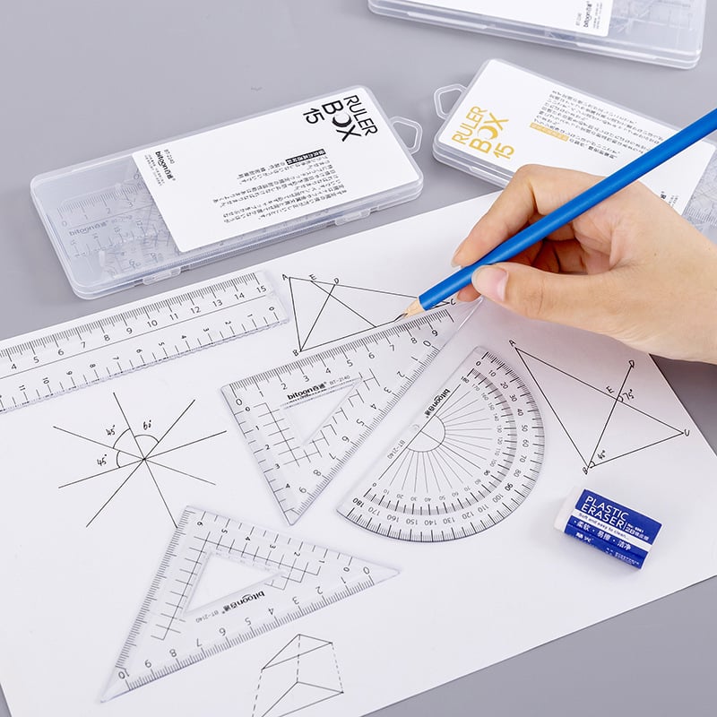 Σετ τεσσάρων εργαλείων σχεδίασης: τρίγωνος χάρακας και γωνιόμετρο, πλαστικό