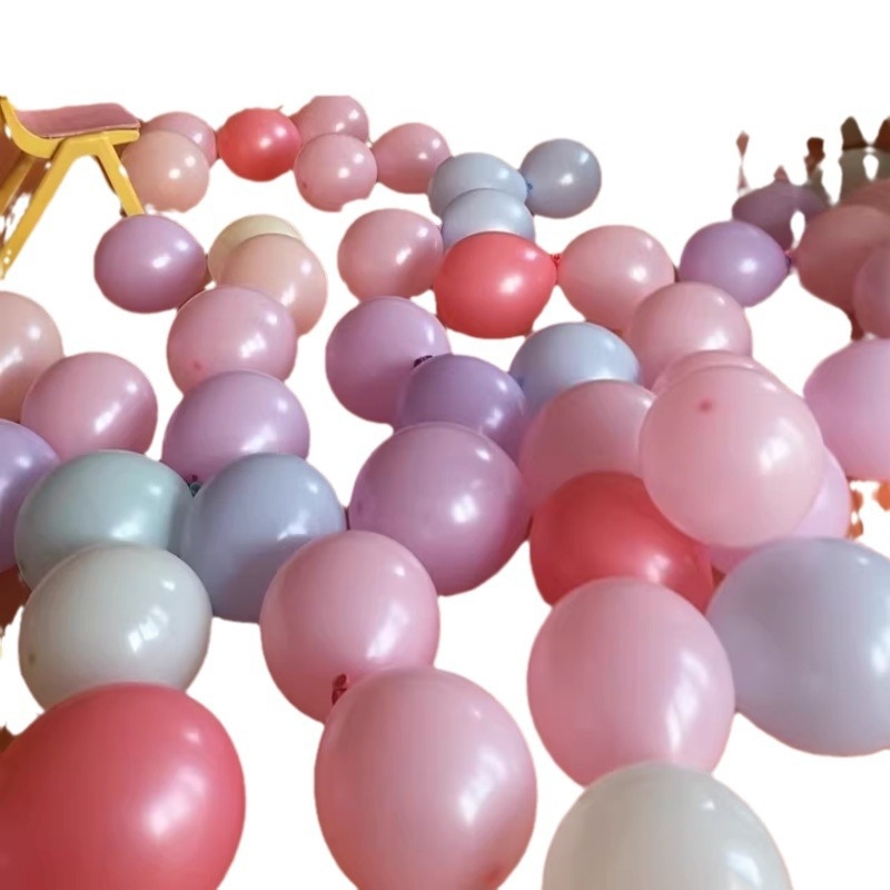 Latex balon, okruglog oblika, pogodan za rođendane (materijal: latex; vrsta balona: latex balon; namjena: rođendani)