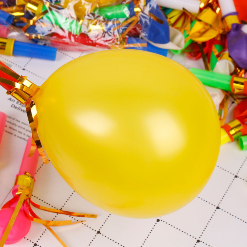 Latex balon s zviždaljkom, okrugli oblik, bez otisnutog loga, više specifikacija