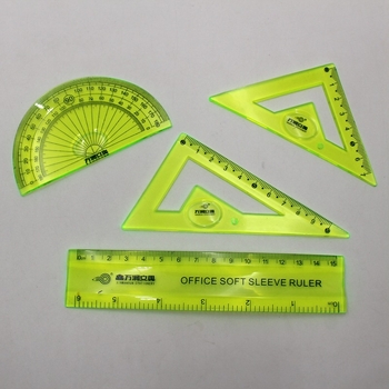Plastični set ravnala od 4 komada: ravnalo, set kvadrati i kutomjer – Marka JQ, model 123